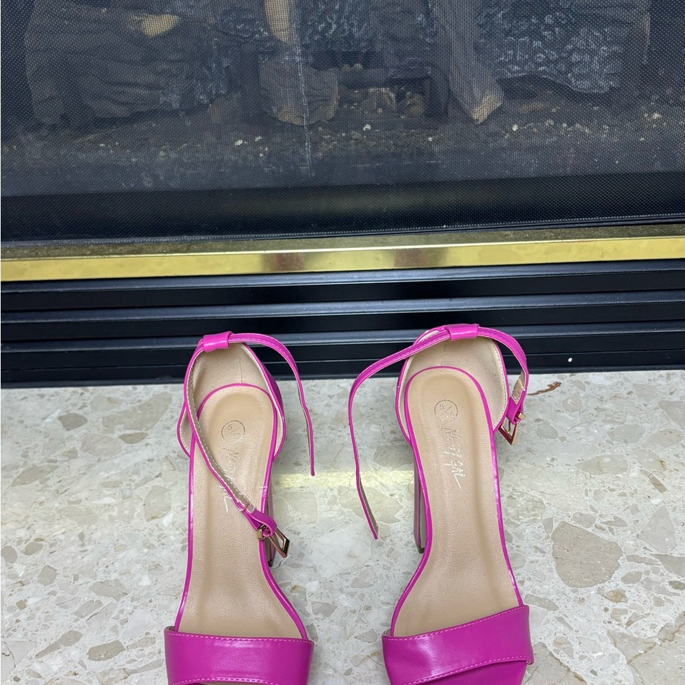 Women's Pink Nasty Gal Heels